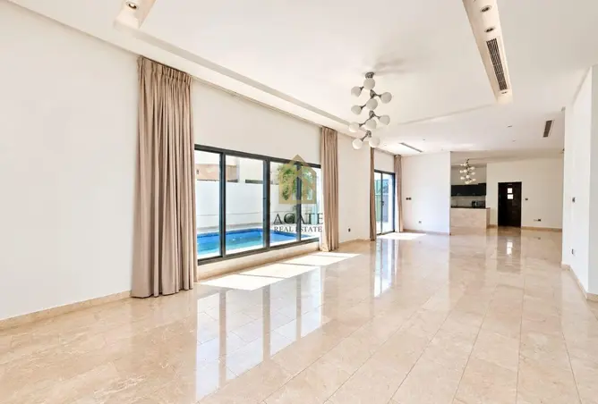 57847586 - Property Image 2