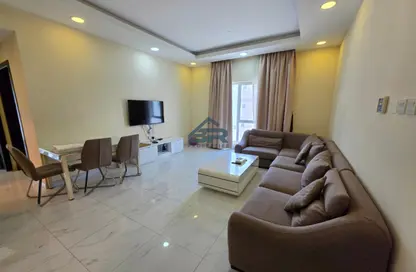 Apartment - 2 Bedrooms - 2 Bathrooms for rent in Seef - Capital Governorate