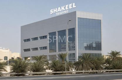 Whole Building - Studio - 6 Bathrooms for rent in Sehla - Northern Governorate