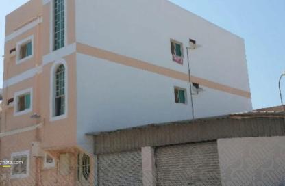 Whole Building - Studio - 3 Bathrooms for sale in Nuwaidrat - Central Governorate