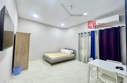 Apartment - Studio - 1 Bathroom for rent in Zinj - Manama - Capital Governorate