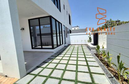 Villa - 4 Bedrooms - 4 Bathrooms for rent in Janabiya - Northern Governorate