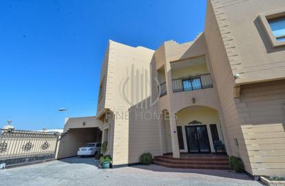 Villa - 4 Bedrooms - 5 Bathrooms for rent in Janabiya - Northern Governorate