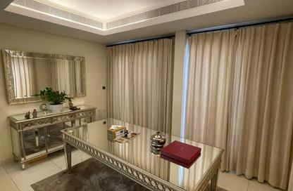 Villa - 3 - 4 for sale in Saar - Northern Governorate Villa - 3 - 4 for sale in Saar - Northern Governorate