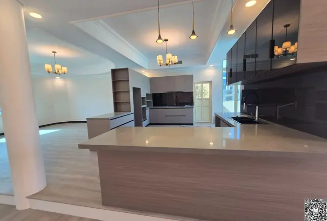 56009405 - Property Image 2