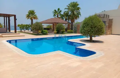 Villa - 5 Bedrooms - 6 Bathrooms for sale in Durrat Marina - Durrat Al Bahrain - Southern Governorate