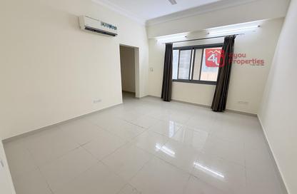 Apartment - 2 Bedrooms - 2 Bathrooms for rent in Um Al Hasam - Manama - Capital Governorate