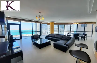 Apartment - 2 Bedrooms - 4 Bathrooms for rent in Al Juffair - Capital Governorate