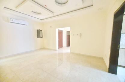 Apartment - 4 Bedrooms - 3 Bathrooms for rent in Hidd - Muharraq Governorate