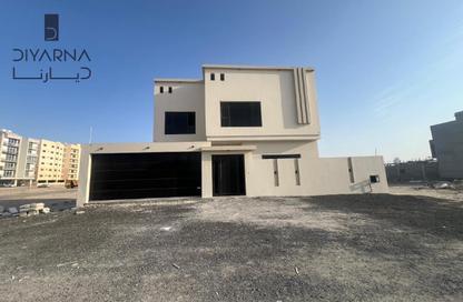 Villa - 5 Bedrooms - 7 Bathrooms for sale in Hidd - Muharraq Governorate