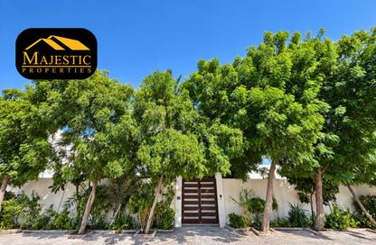 Villa - 4 - 6 for rent in Saar - Northern Governorate