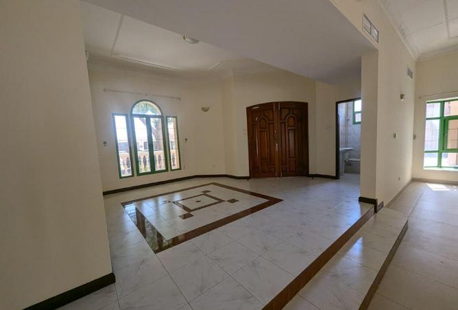 52571255 - Property Image 2