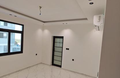 Apartment - 4 - 4 for sale in Al Bahair - Riffa - Southern Governorate