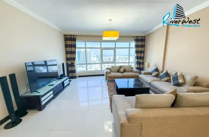 Apartment - 3 Bedrooms - 3 Bathrooms for rent in Al Juffair - Capital Governorate