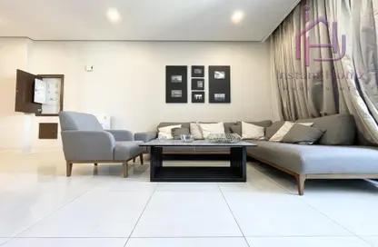 Apartment - 2 Bedrooms - 2 Bathrooms for rent in Al Juffair - Capital Governorate