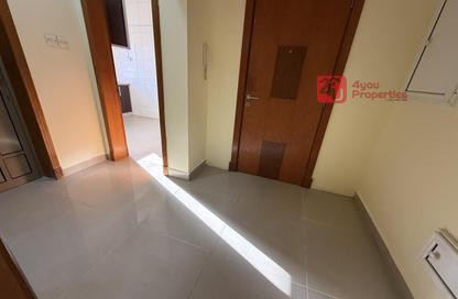 Apartment - 2 Bedrooms - 1 Bathroom for rent in Segaya - Manama - Capital Governorate Apartment - 2 Bedrooms - 1 Bathroom for rent in Segaya - Manama - Capital Governorate