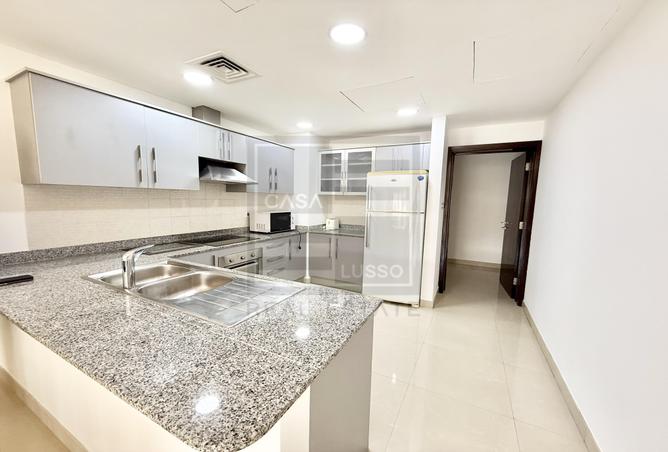 989767 - Property Image 3