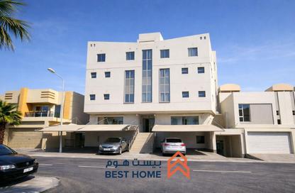 Whole Building - 7+ Bedrooms - 7+ Bathrooms for sale in Shakhura - Northern Governorate