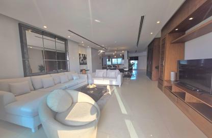 Apartment - 3 Bedrooms - 4 Bathrooms for rent in Reef Island - Capital Governorate