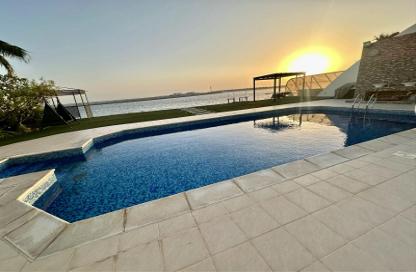 Villa - 4 Bedrooms - 4 Bathrooms for sale in Durrat Al Bahrain - Southern Governorate