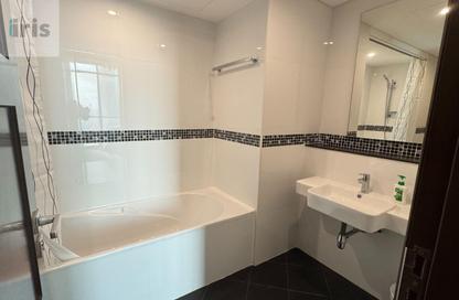 Apartment - 1 Bedroom - 2 Bathrooms for rent in Al Juffair - Capital Governorate