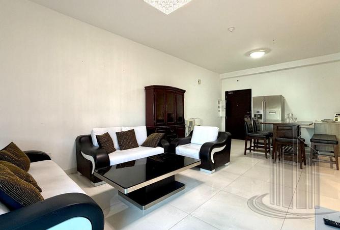 987025 - Property Image 3