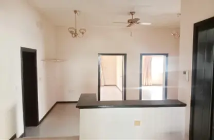 Apartment - 2 Bedrooms - 2 Bathrooms for rent in Mahooz - Manama - Capital Governorate