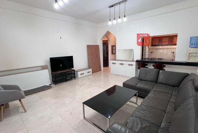 995420 - Property Image 2