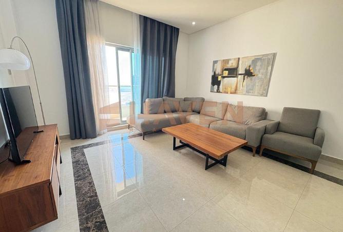 987732 - Property Image 3