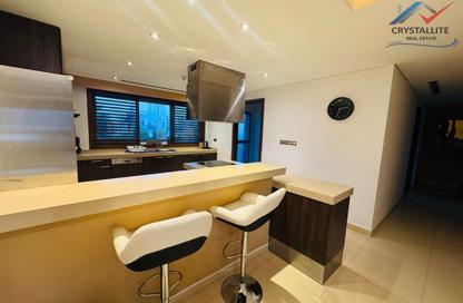 Apartment - 3 Bedrooms - 5 Bathrooms for rent in Reef Island - Capital Governorate