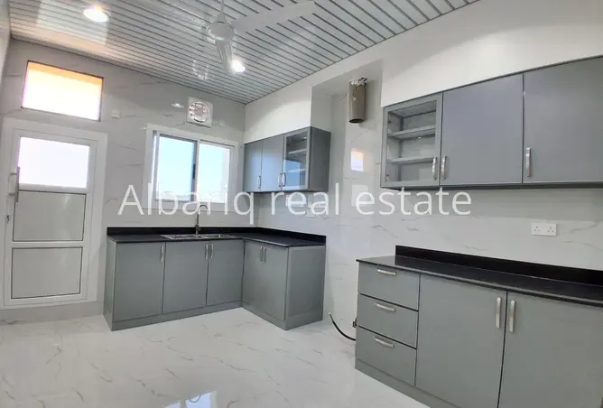 57010649 - Property Image 2