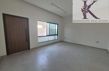 Villa - 3 - 5 for sale in Sanad - Central Governorate