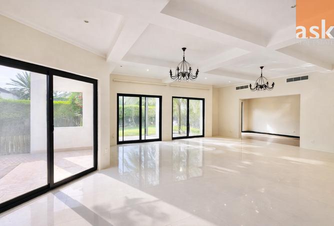 52117254 - Property Image 3