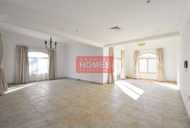 54941216 - Property Image 2