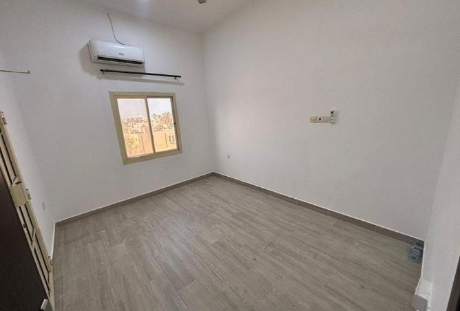 2OZwhlUM1zc - Property Main Image