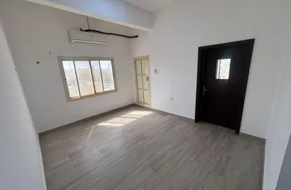 Apartment - Studio - 1 Bathroom for rent in Salmaniya - Manama - Capital Governorate