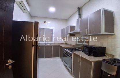 Apartment - 2 Bedrooms - 3 Bathrooms for rent in Hidd - Muharraq Governorate