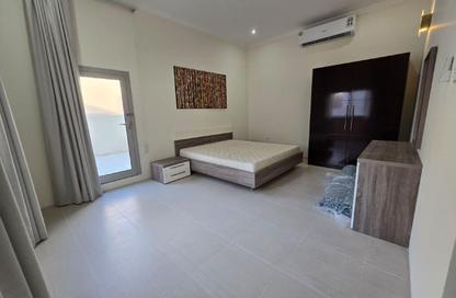 Villa - 4 Bedrooms - 5 Bathrooms for rent in Arad - Muharraq Governorate