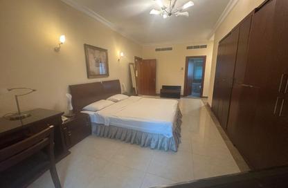Apartment - 2 Bedrooms - 2 Bathrooms for rent in Al Juffair - Capital Governorate