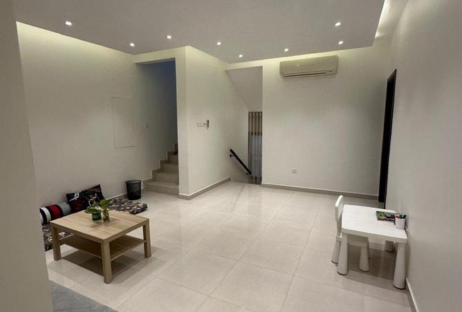 1000254 - Property Image 3