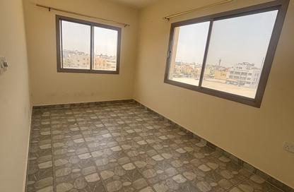 Apartment - 2 Bedrooms - 1 Bathroom for rent in Zinj - Manama - Capital Governorate Apartment - 2 Bedrooms - 1 Bathroom for rent in Zinj - Manama - Capital Governorate