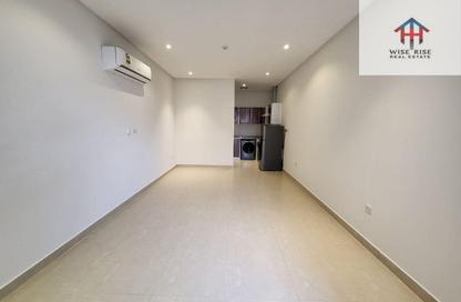 Apartment - 1 Bedroom - 2 Bathrooms for rent in Hidd - Muharraq Governorate