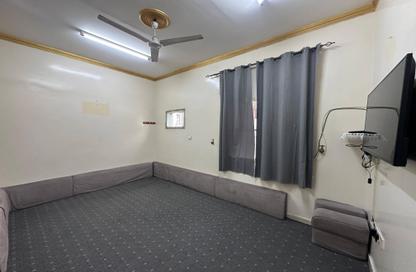 Apartment - 5 Bedrooms - 2 Bathrooms for rent in Riffa Al Sharqi - Riffa - Southern Governorate