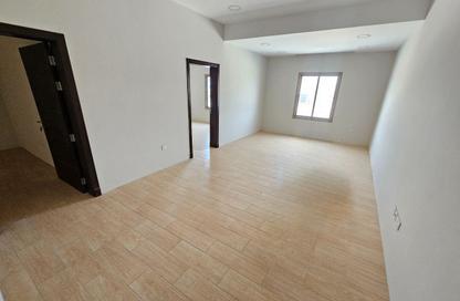 Office Space - Studio - 1 Bathroom for rent in Alhajiyat - Riffa - Southern Governorate