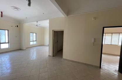 Apartment - 2 Bedrooms - 2 Bathrooms for rent in Zinj - Manama - Capital Governorate Apartment - 2 Bedrooms - 2 Bathrooms for rent in Zinj - Manama - Capital Governorate