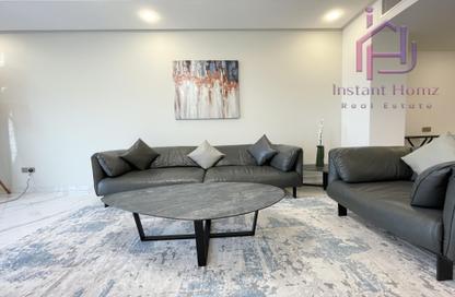 Apartment - 2 Bedrooms - 2 Bathrooms for rent in Al Juffair - Capital Governorate