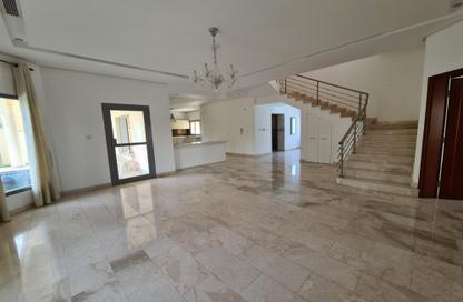 Villa - 4 Bedrooms - 4 Bathrooms for rent in Janabiya - Northern Governorate