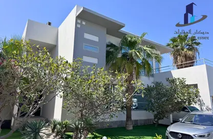 Villa - 4 Bedrooms - 5 Bathrooms for rent in Saar - Northern Governorate