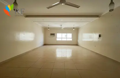 Apartment - 3 Bedrooms - 3 Bathrooms for rent in Janabiya - Northern Governorate