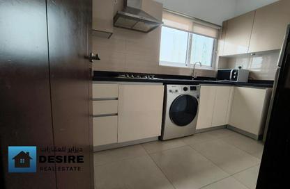 Apartment - 2 Bedrooms - 2 Bathrooms for rent in Mahooz - Manama - Capital Governorate